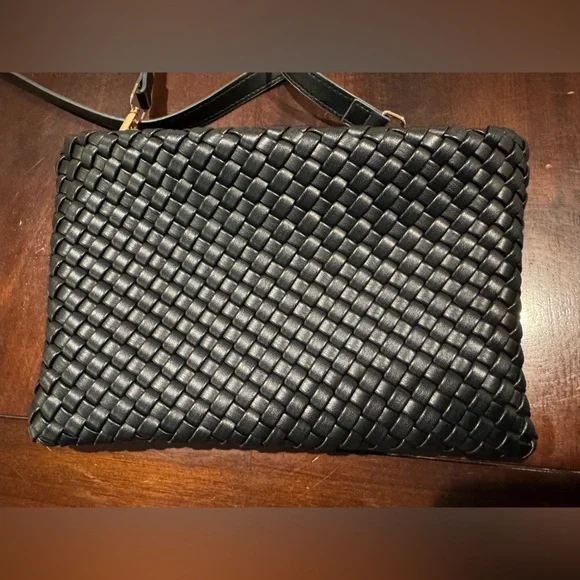 Melie Bianco Black Woven Clutch by Anthropologie - Picture 4 of 7